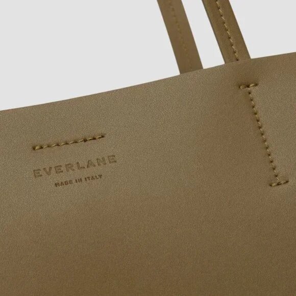 Everlane The Luxe Italian Leather Tote | Beech Color - Picture 4 of 7
